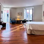Charming In The Heart Of Apartment Lisbon
