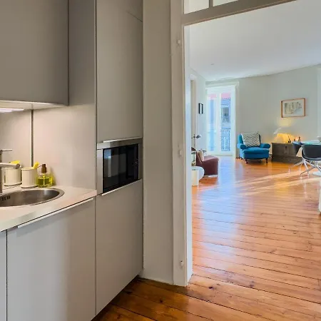 Apartment Charming In The Heart Of Lisbon